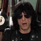 Solution For Assholes Who Hold Up Phones At Concerts