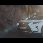 Der Lexus RX: Der Schlüssel zur Luxuswelt von Jude Law