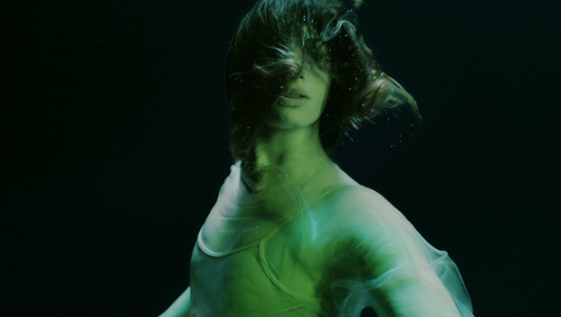 thjnk_Berlin_Roemerquelle_Dachkampagne