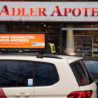 Weihnachtsgruesse per Location based advertising_ Hamburger Volksbank bedankt sich bei kunden direkt vor deren haustuer