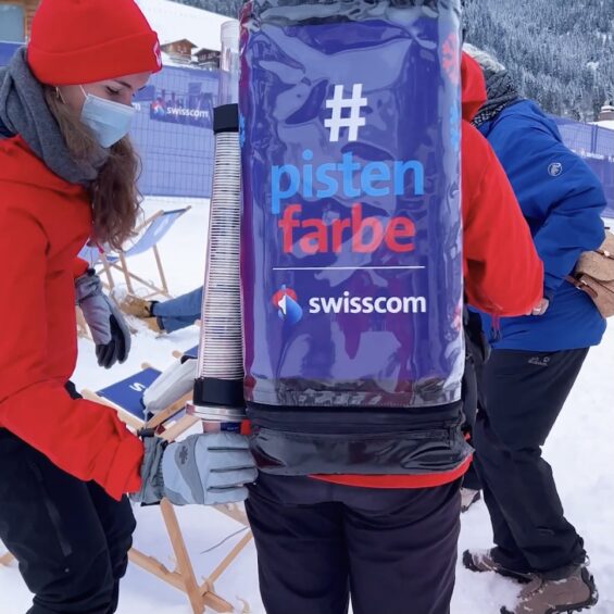 SC_Pistenfarbe_5_Event_Adelboden_Tee