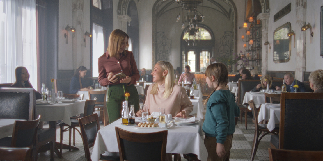 Dice Dreams feiert den Deutschlandstart mit Janine Kunze und BBDO. Seiler's Werbeblog