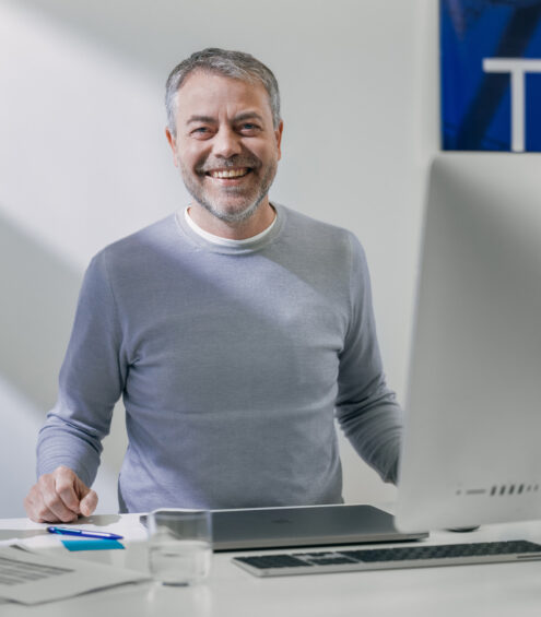 valencia christian frey